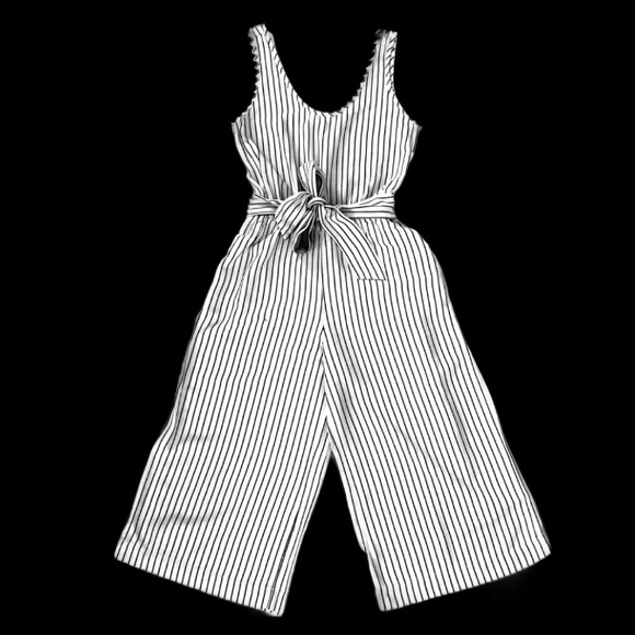 [Gap] Women’s Striped Belted Pull on Jumpsuit - Picture 2 of 6